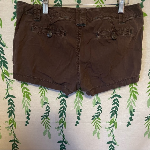 Size 9 Mossimo Short Lowest Rise Brown Shorts D2 - Picture 2 of 3